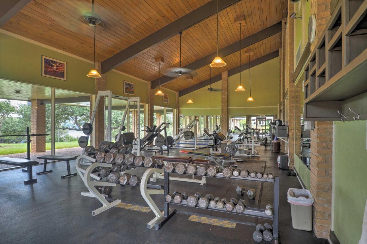 Waterfront Lake Travis Home With Pool Access! Point Venture Ngoại thất bức ảnh